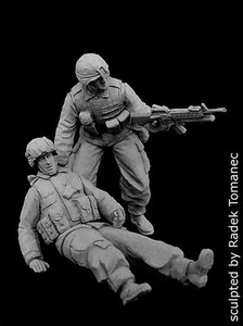 Perro Negro 1/35 Soldados de EE.UU. Asistencia Herido OIF Irak (2 Figuras) F35057 - Imagen 1 de 1