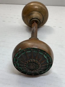 Set pomelli per porta antichi/vintage vittoriani Eastlake ottone ferramenta per porta pesante - Foto 1 di 9