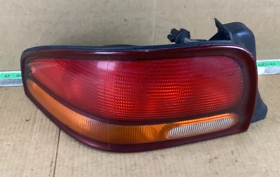 Conjunto de luz trasera izquierda del lado del conductor Dodge Stratus 1995-2000 04814343AC OEM Foto 1 de 4