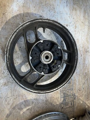 ¡RECTO! Llanta trasera OEM 84-85 FJ1100 FJ 1100 86 FJ1200 1200 Foto 1 de 4