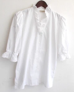 Camicia tradizionale da donna bianca con pizzo traforato taglia 38 di casa di campagna - Foto 1 di 2