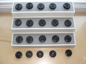 Jeep esercito plastica MPC vintage nuova vecchio stock ecc. Lotto 20 pneumatici - Foto 1 di 11