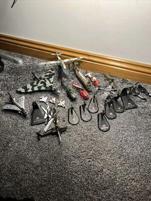 Lote de trabajo de aviones diecast paquete 16 X modelos de aviones/helicópteros Corgi Matchbox Foto 1 de 4