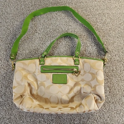 Bolso de hombro Coach Poppy Signature marrón lona verde charol Foto 1 de 4