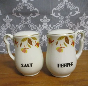 Autumn Leaf Jewel Tea Hall Vintage Salt and Pepper Shakers - VGC - Picture 1 of 10