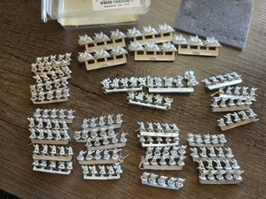 Games Workshop LOTR Battle of the Five Armies Goblin King & Guard (38 Sprues) - Picture 1 of 12