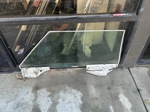1967-69 Thunderbird ALL 2 door models Passenger’s Side tinted Glass-Used - Picture 1 of 2