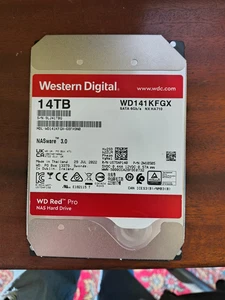 WD Red Pro WD142KFGX 14 TB Hard Drive - 3.5 Internal - 512 MB Cache - Afbeelding 1 van 1