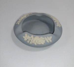ECANADA Pottery Pale Blue Wedgewood Jasperware Ashtray - Picture 1 of 5