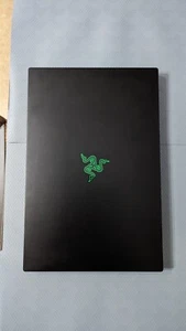 Razer Blade 15 Base Model 2021 - Bild 1 von 3