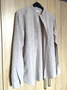 Tolles tailliertes Oberhemd mit Stehkragen von JACK&JONES Gr.S - Bild 1 von 3