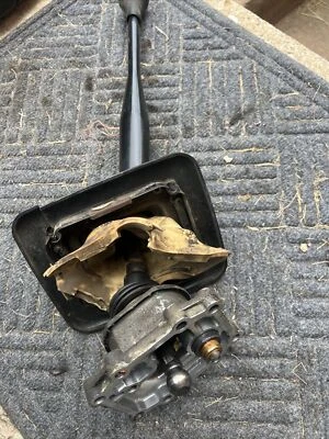 Torre base de cambio de 5 velocidades transmisión Ford F250 F350 ZF S5-42 47 88-97 Foto 1 de 4