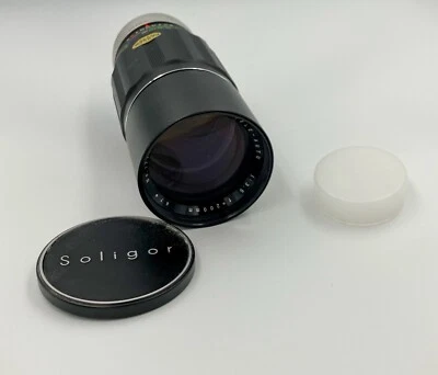 Soligor Tele-AUTO 200mm f3.5 Lens With Bag - Image 1 of 4
