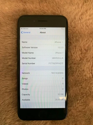 Apple iPhone 7 - 32 GB - Negro (Desbloqueado) A1778 MN9D2LL/A Foto 1 de 4