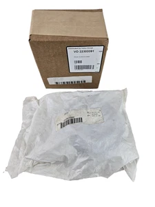 Genuine NEW Volvo D13 NOx Sensor Sensors Outlet and Inlet 22303391 22303390 - Bild 1 von 3