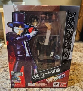 S.H. Figuarts Sailor Moon Tuxedo Mask Kamen Action Figure BANDAI SPIRITS - Picture 1 of 8