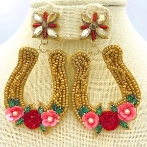 Pferderennen Thema Hufeisen Samen Perlen Ohrhänger (1,75x3 Zoll) - Bild 1 von 4