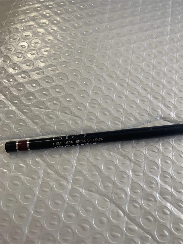 MODELS PREFER LIP LINER PENCIL self-sharpening Backstage Bordeaux .01oz Red Tone - Image 1 of 4