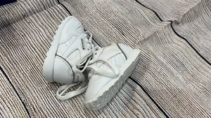 Reebok Classic Leather White Kids Infant Toddler Baby Shoes Sneakers Size 2 - Picture 1 of 7
