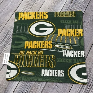 EDC HANK W/MICROFIBER BACK 8” - GREEN BAY PACKERS FOOTBALL NFL HANDKERCHIEF - Picture 1 of 2