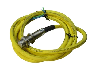 (NEW) ALLEN BRADLEY 871TM-B5N18-H2 40-250V Series A Inductive Proximity Sensor - Picture 1 of 5