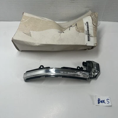 NUEVO 2014-2023 JAGUAR XF TIPO F ESPEJO RETROVISOR PUERTA LATERAL DERECHO INTERMITENTE C2Z10980 OEM Foto 1 de 4