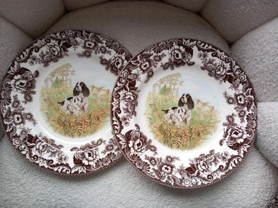 2 x Spode Woodland 27cm  English Springer Spaniel Dog Dinner Plates - Image 1 of 3