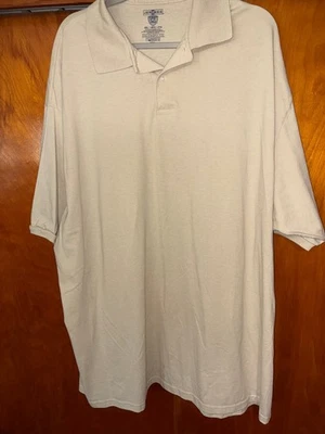 Camisa POLO Ligera TAN 4XL GRANDE Y ALTA Calce Clásico Jerzees Para Hombre Foto 1 de 4