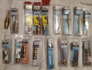 DANCO 3(11C-11H/C),(12H-6H/C)2(9H-1C,10L-1H/C)+1(9C-7C,9C-7H,9H-8H/C,9B-3C)+More - Picture 1 of 12