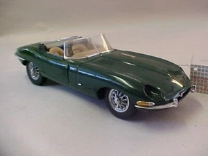 1:24 Diecast Franklin Mint Precision Models GREEN 1961 JAGUAR E-TYPE ( PARTS ) - Picture 1 of 8