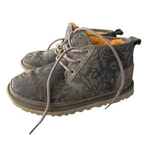 UGG Street Graffiti Sneaker Schnürbootie Braun Lammfell Gr. 6 Damen - Bild 1 von 12