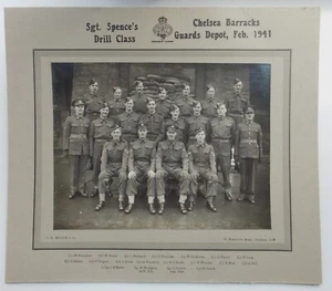 WW2 GRENADIER GUARDS ORIGINAL GROUP PHOTOGRAPH 1941 CHELSEA BARRACKS - Picture 1 of 9