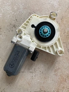 Mercedes W169 W245 orig. Motor elevalunas delantero derecho BORSE A1698204242 - Imagen 1 de 6