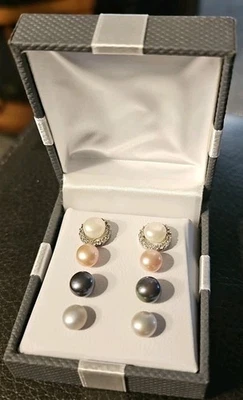 Conjunto de aretes de perlas multicolores de moda/4 pr tachuelas intercambio de diamantes de imitación de ley Foto 1 de 4