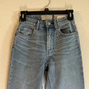 Everlane Damen Curvy Cheeky Straight Jeans Gr. 23 Regular - Bild 1 von 7