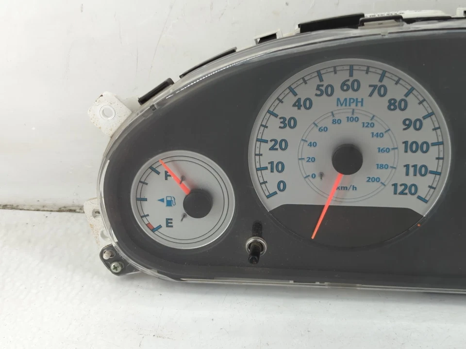 Medidores de painel de instrumentos velocímetro Chrysler Town & Country 2006-2007 GEWCK - Imagem 1 de 4