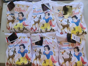 💥6~NEU Disney Damen Lizenz Schneewittchen & die sieben Zwerge Kapuzenpullover - Bild 1 von 20