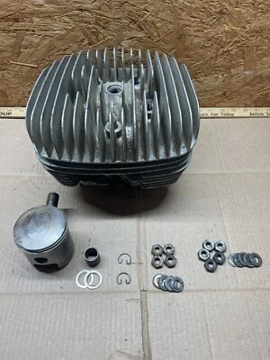 1973 CZ 250CC 型号 988 Enduro 顶端气缸带头和活塞二手老式 — 第 1/4 张图片