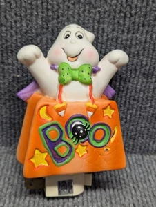 Vintage 1990’s Halloween Ghost Nightlight W Box. Untested - No bulb - Picture 1 of 7