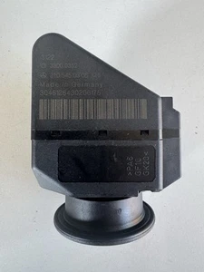 OEM Mercedes 98-03 W210 W202 W208 E C CLK-Class EIS Ignition Switch 2105450308 - Picture 1 of 6
