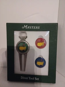 Herramienta Masters Divot 2015 nueva de Lote Antiguo con Marcadores de 2 Bolas - Imagen 1 de 2