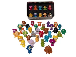 GoGo's Crazy Bones 2009 Collector Tin #3 Complete + 35 More Figures & Checklist - Picture 1 of 8