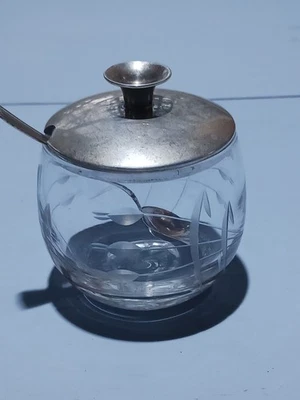 Tarro de condimentos de mermelada de vidrio grabado de plata de ley con cuchara y tapa de colección Foto 1 de 4