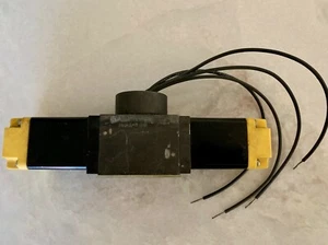 Válvula de control direccional Parker Hannifin (sin modelo # se muestra en la unidad) - Imagen 1 de 5