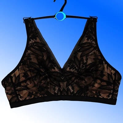 Sujetador para dormir Ex NEXT sin cable 40-46 C-GG cómodo ocio precio de venta sugerido por el fabricante 22 GBP Foto 1 de 4