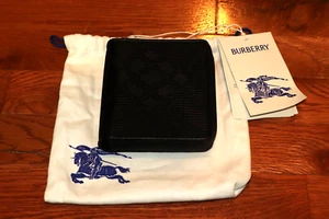 BNWT Burberry Check Pattern Zip-Around Wallet MSRP $510!!!! - Picture 1 of 16