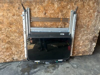 DODGE DURANGO OEM 14-22 SUN MOON ROOF BRACKET FRAME TOP GLASS PANEL - Изображение 1 из 4