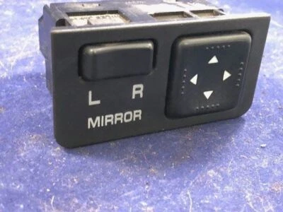 Interruptor de control de espejo retrovisor Subaru Legacy 1990-1994 Foto 1 de 4