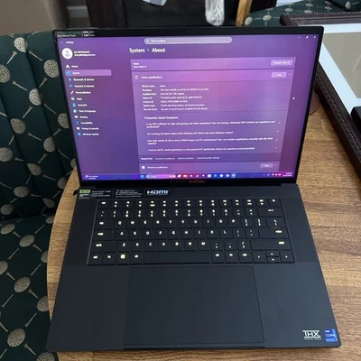 Razer Blade 16" Lamborghini Edition gaming laptop (RTX 4090, i9) #123/150 RARE!! - Image 1 of 4