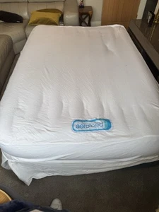 Aerobed Luxury Raised Double Airbed With Built In Pump. - Picture 1 of 4